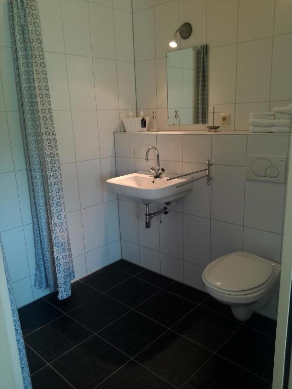 Bed & Breakfast Uiterburen Zuidbroek Habitación foto